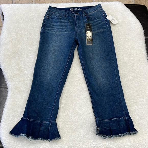 DG2 by Diane Gilman Women's Ruffle Hem Cropped Jeans - Picture 3 of 13